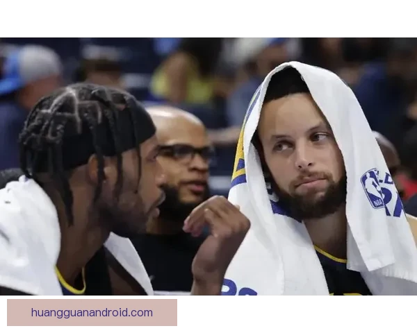 库里手臂被球迷拉拽科尔直言勇士争六七名已无可能
